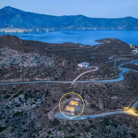 My Hidden Iposkafo Villa *